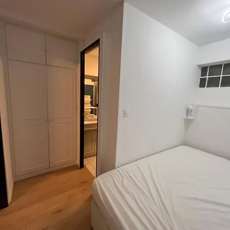 Le Grand Scampolo Sur La Digue *